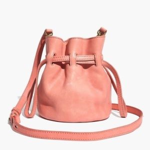 Adorable Madewell mini cinch bag + removable strap